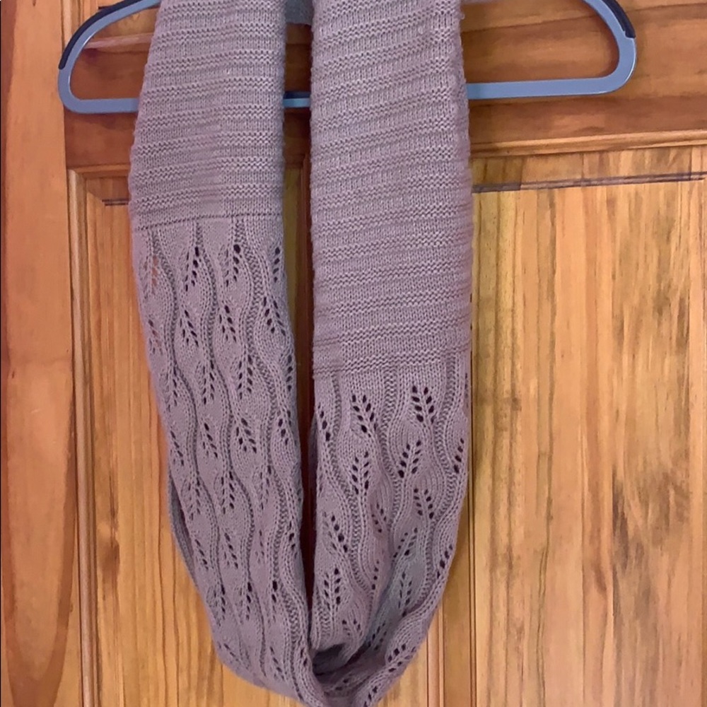 Infinity Scarf - Picture 4 of 4